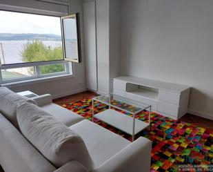 Sala d'estar de Pis de lloguer en Sada (A Coruña) amb Traster i Moblat