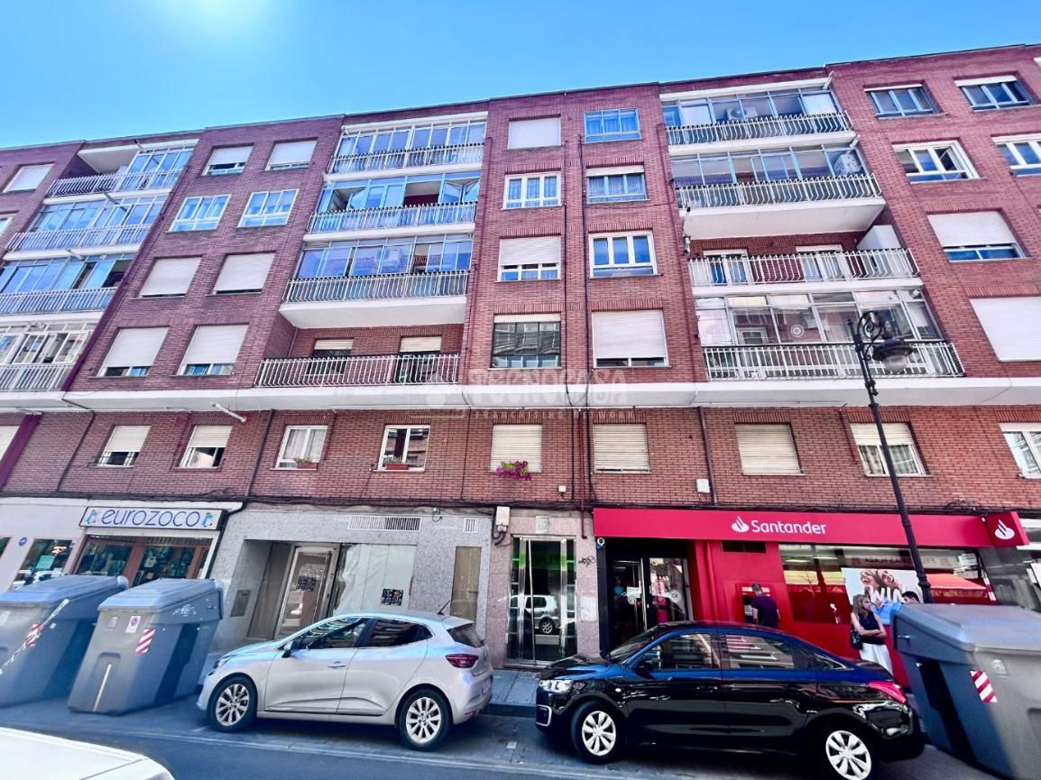 Piso en venta en Av. de Jose Maria Fernandez, El Ejido - Santa Ana