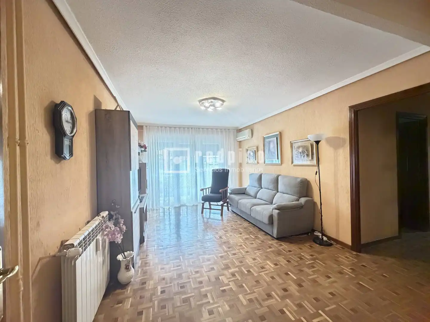 Piso con ascensor en venta en Zarzaquemada