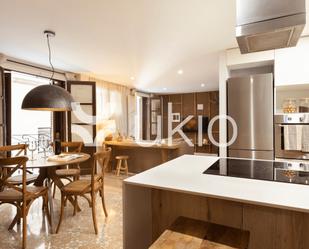 Cuina de Apartament de lloguer en  Barcelona Capital amb Aire condicionat, Calefacció i Moblat