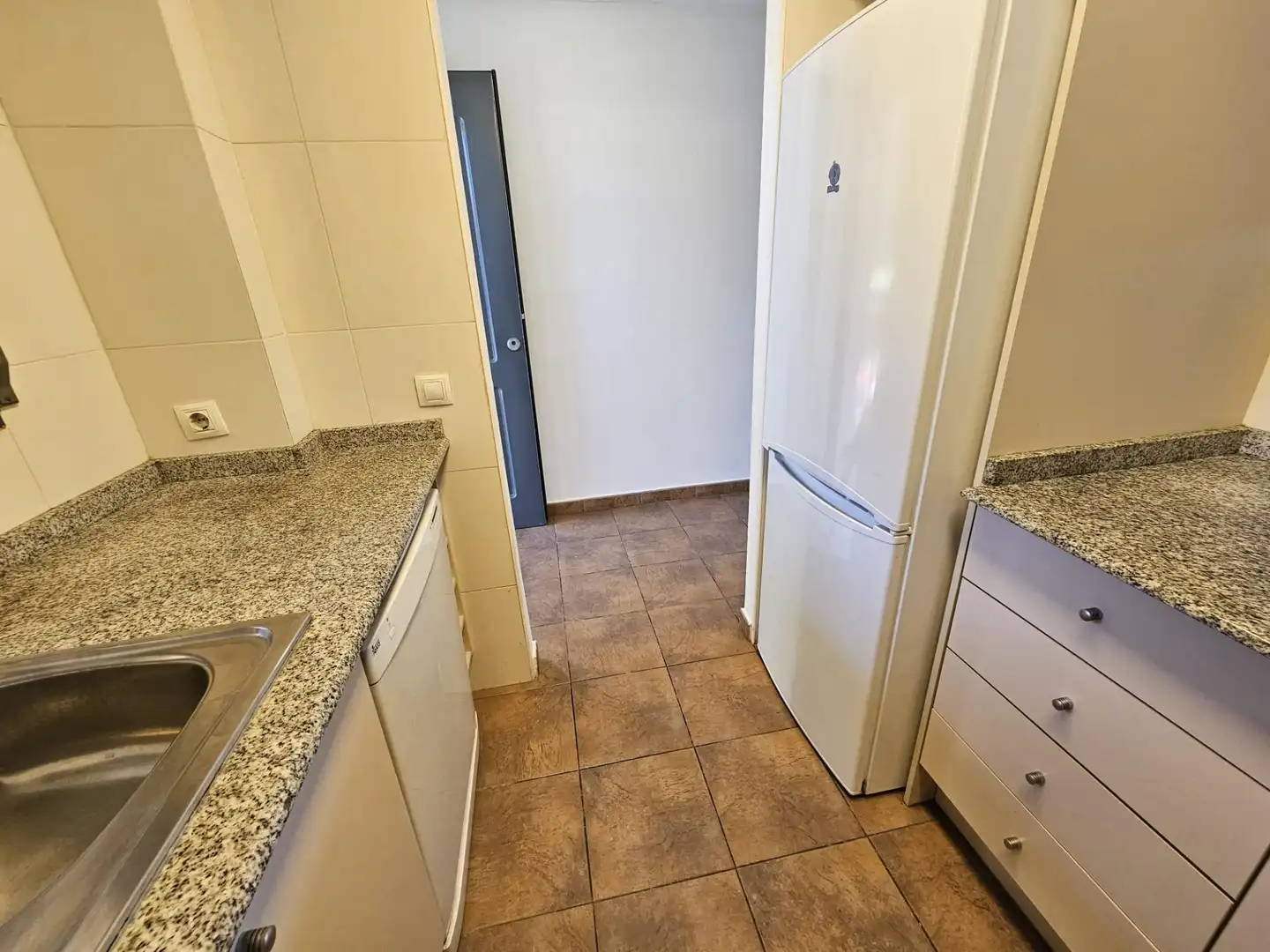 Cuina de Pis en venda en Chiva amb Aire condicionat, Calefacció i Terrassa