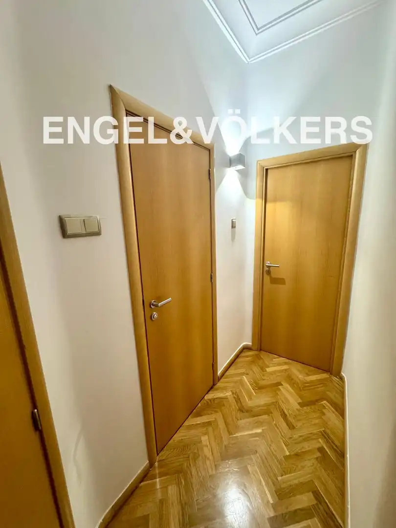 Wohnung zur Miete in Madrid mit Klimaanlage, Heizung und Parkett