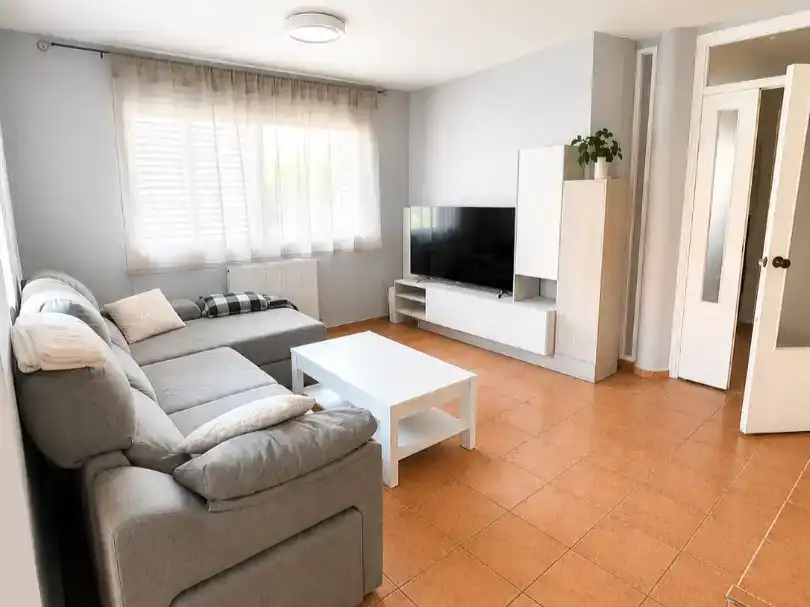Sala d'estar de Pis en venda en Cabanillas del Campo amb Piscina i Balcó