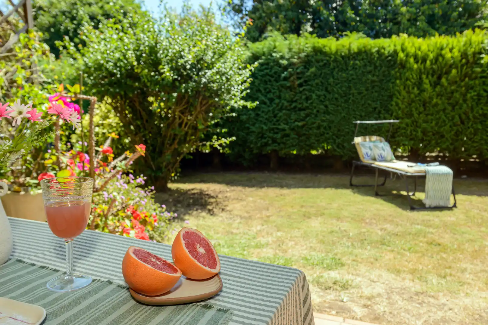 Jardín de Casa o chalet en venta en Oviedo  con Calefacción, Jardín privado y Parquet