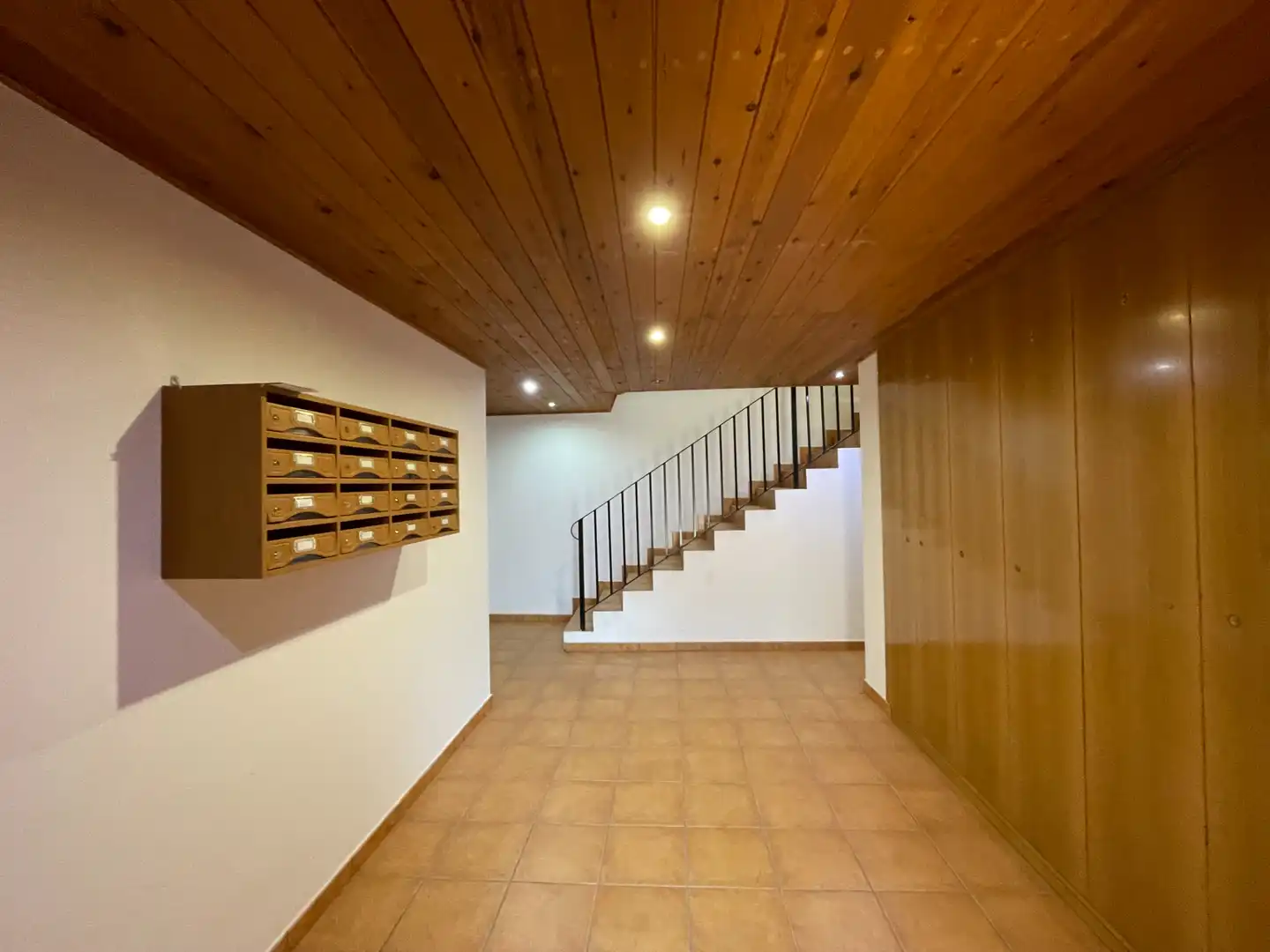 Apartament amb terrassa en venda a Carrer Unica; Vilamur 8, imagen 2