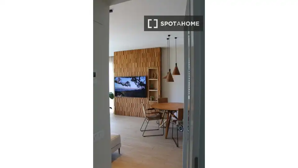 Flat with terrace to rent in Sant Martí, imagen 3