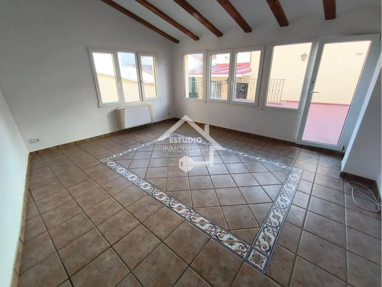 Sala d'estar de Casa o xalet en venda en Lodosa amb Calefacció i Terrassa