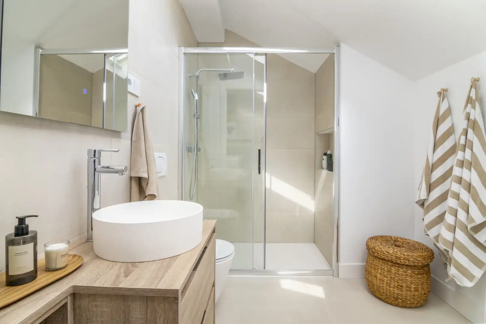 Apartamento con piscina en venta en Puerto Deportivo, imagen 4
