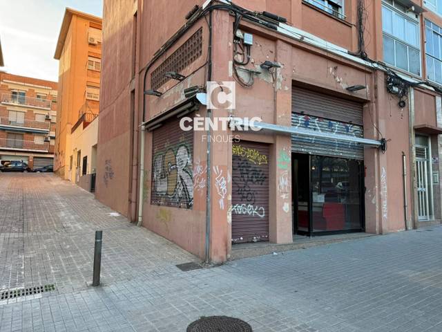 Local comercial en Alquiler en Can Rull