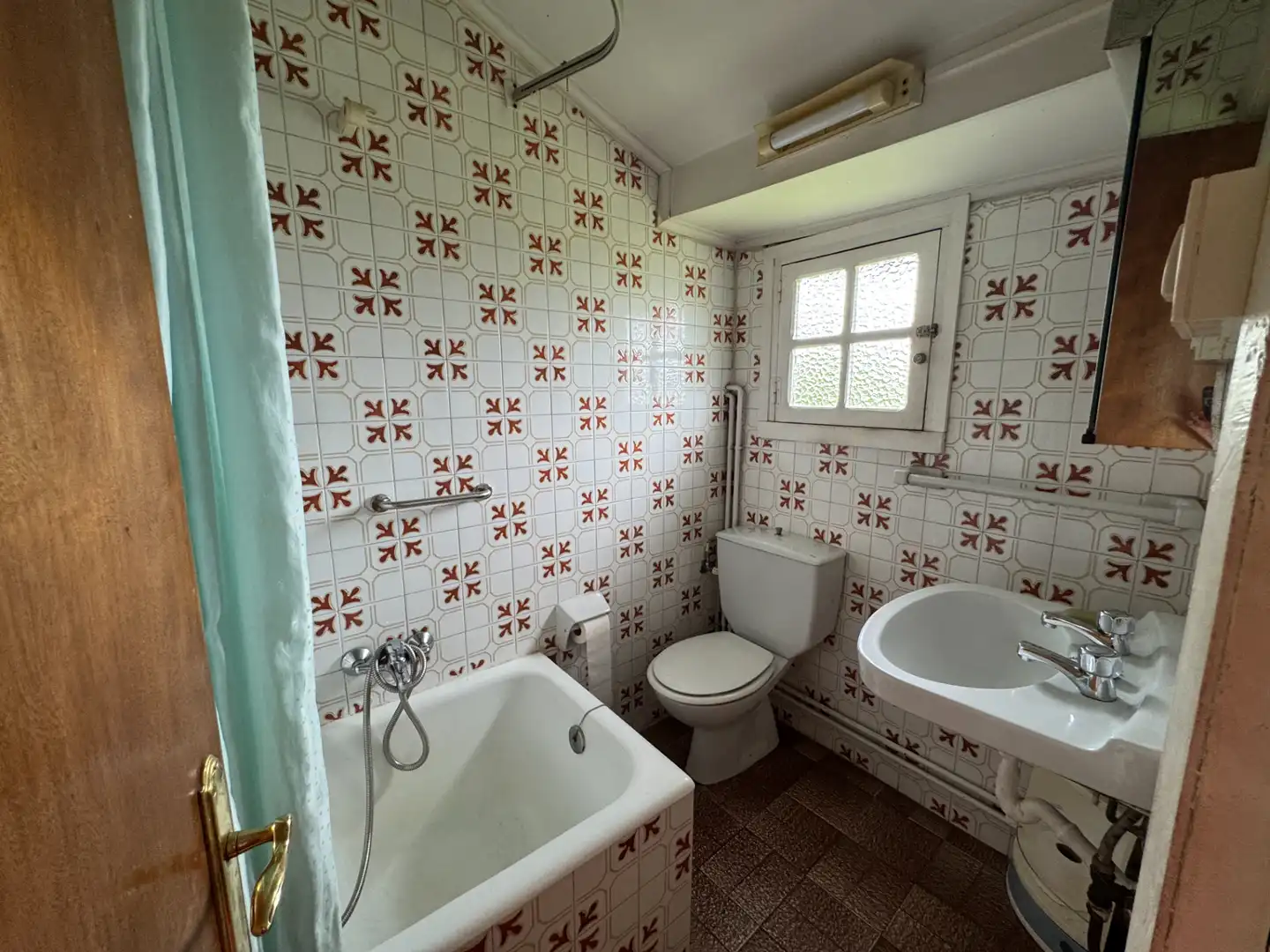 Baño de Finca rústica en venta en Candamo con Calefacción, Trastero y Amueblado