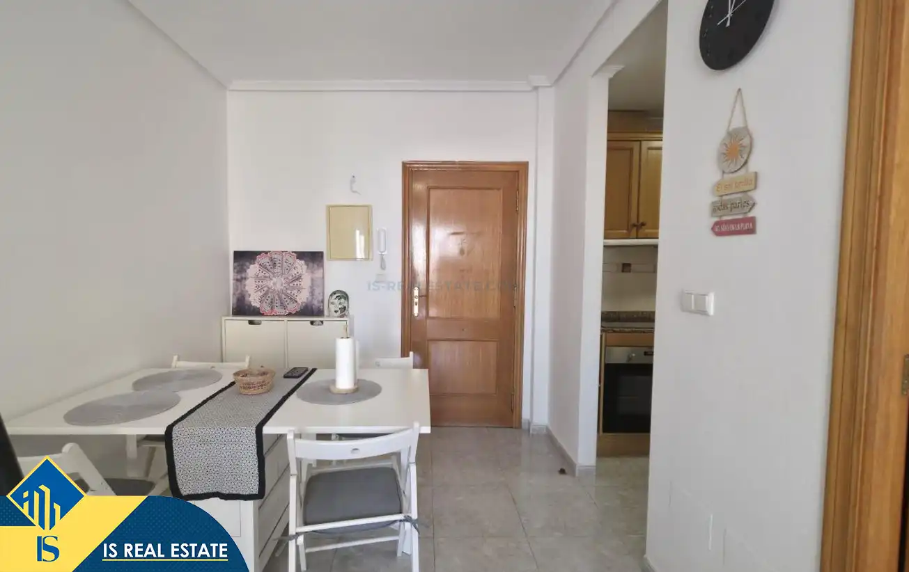 Apartamento con ascensor en venta en Playa de los Locos, imagen 3