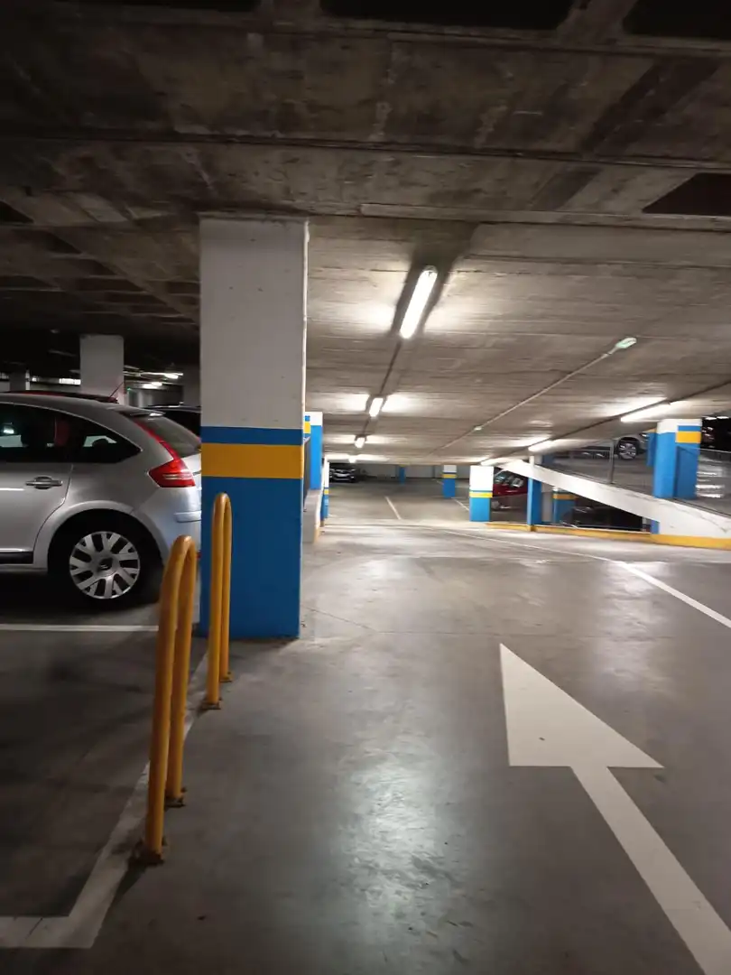 Aparcament de Garatge en venda en Sevilla