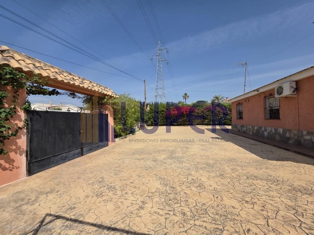 Vista exterior de Casa o xalet en venda en Busot