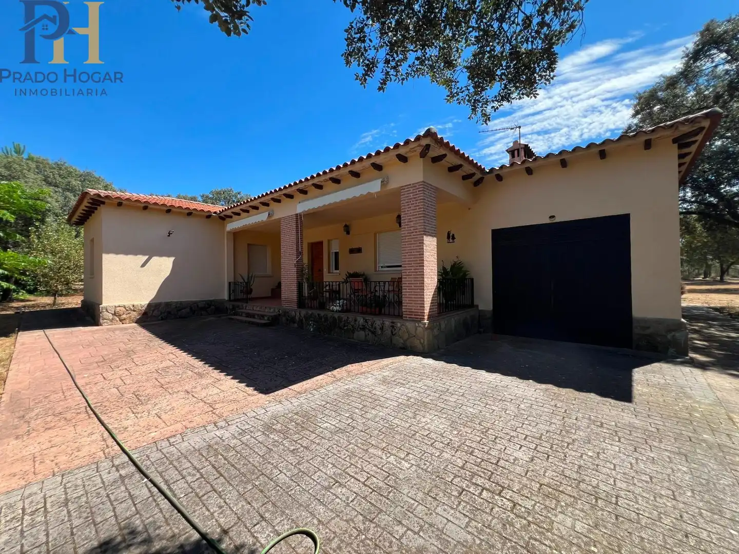 Villa mit Garten zum Verkauf in San Román de los Montes, imagen 2
