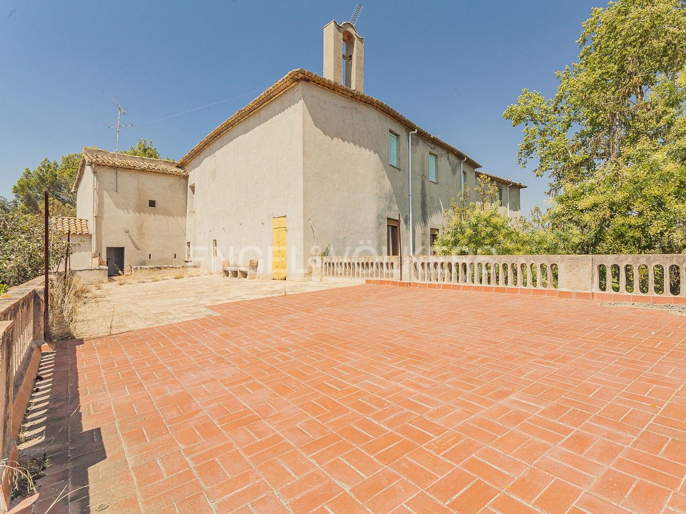 Vista exterior de Casa o xalet en venda en Sant Martí Sarroca amb Calefacció, Jardí privat i Terrassa
