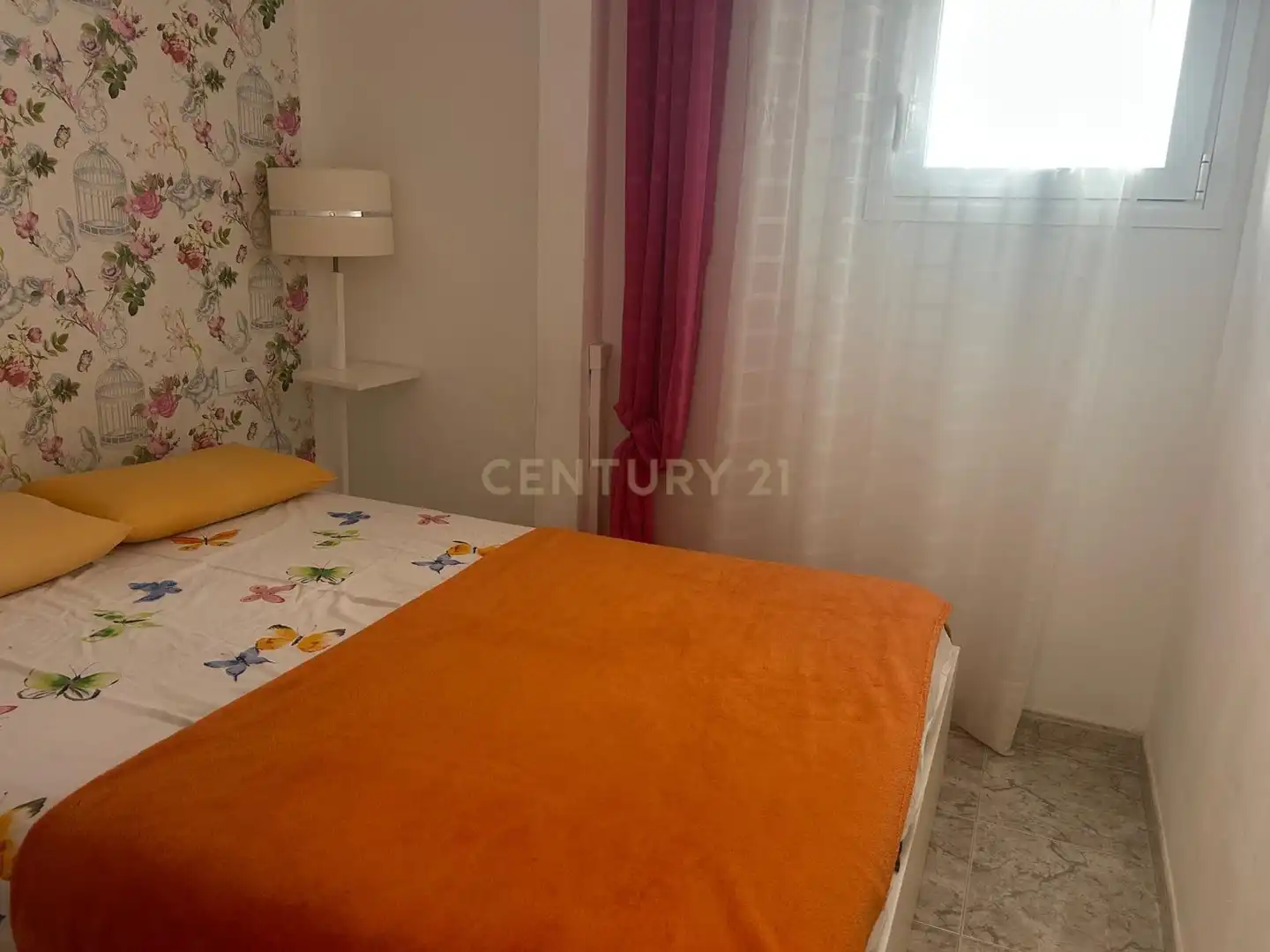 Habitación de Apartamento en venta en Calpe / Calp con Aire acondicionado, Jardín privado y Microondas