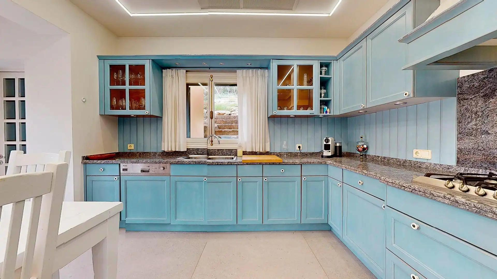 Cocina de Finca rústica de alquiler en  Palma de Mallorca con Aire acondicionado, Calefacción y Jardín privado
