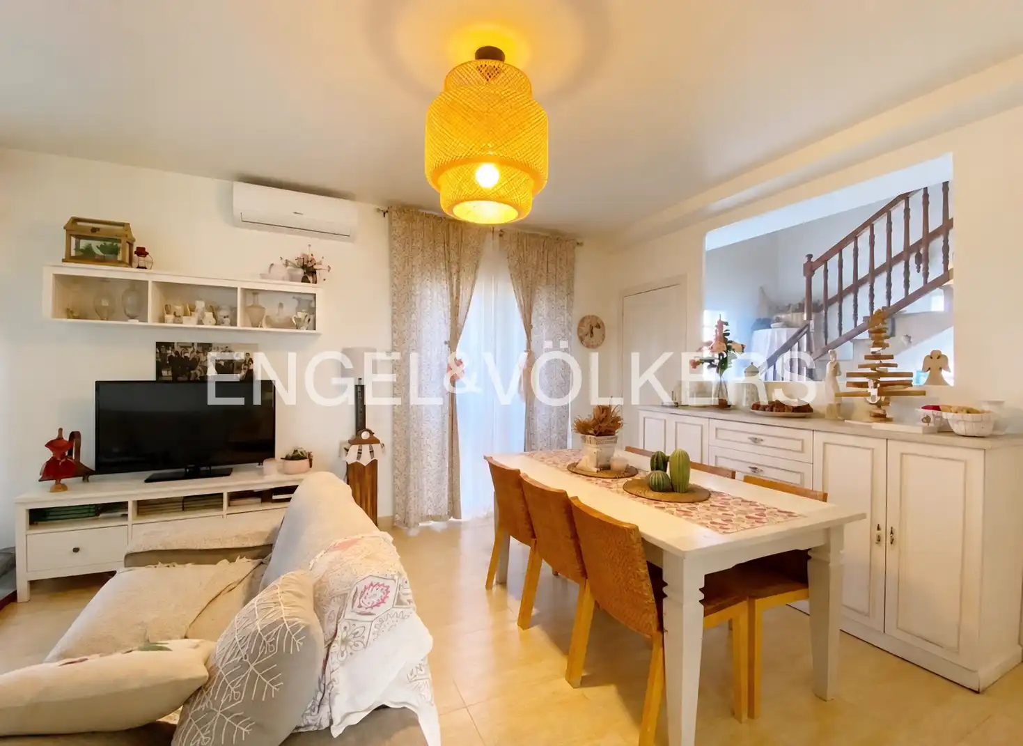Casa amb terrassa en venda a Corbera de Llobregat, imagen 4