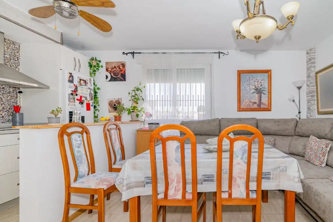 Dining room of Flat for sale in Alhendín  with Air Conditioner and Furnished