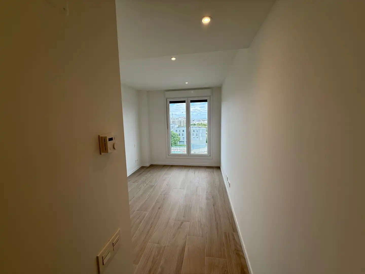 Bedroom of Flat for rent in Madrid  with Heating, Terrace and Storage room