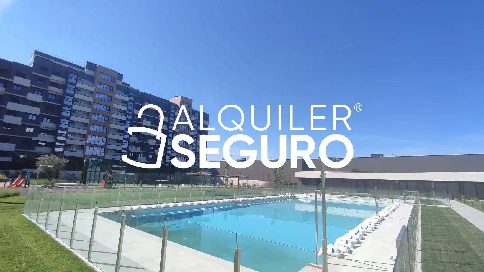 Swimming pool of Flat for rent in Tres Cantos  with Air Conditioner, Heating and Terrace