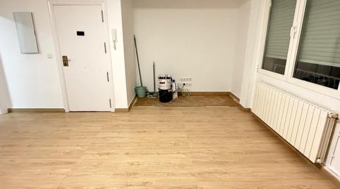 Foto 3 de Piso de alquiler en Del General Cadenas Campos, Valdezarza,  Madrid Capital