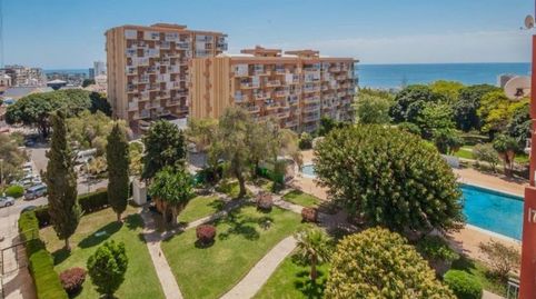 Foto 4 de Apartament en venda a Avenida Avenida Gamonal, Parque de la Paloma, Benalmádena