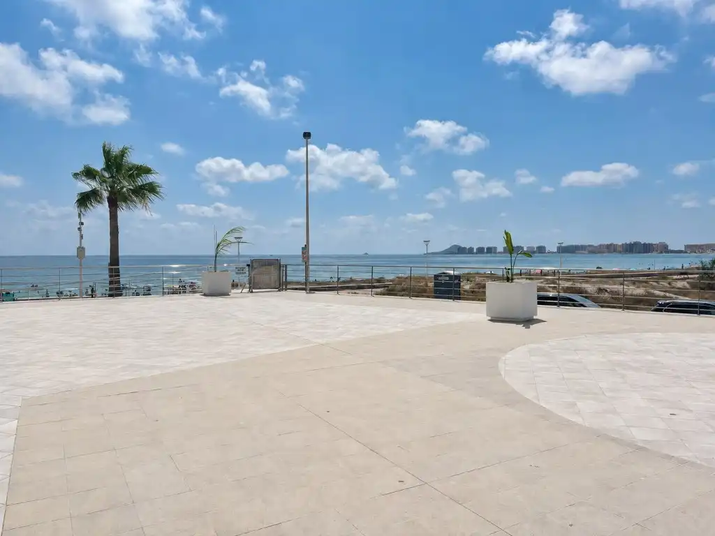 Apartamento con piscina en venta en Calle Urb Veneziola (Manga), imagen 18