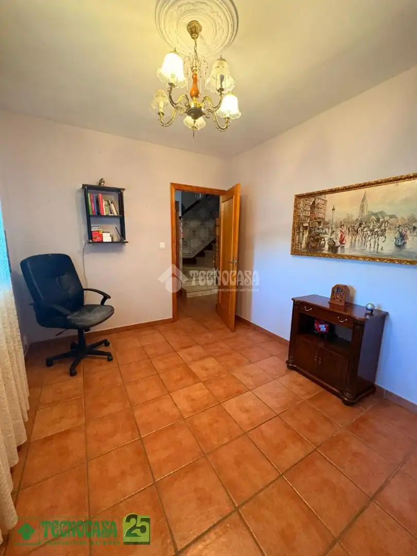 Casa adosada en venda a C. Real, Corral de Almaguer