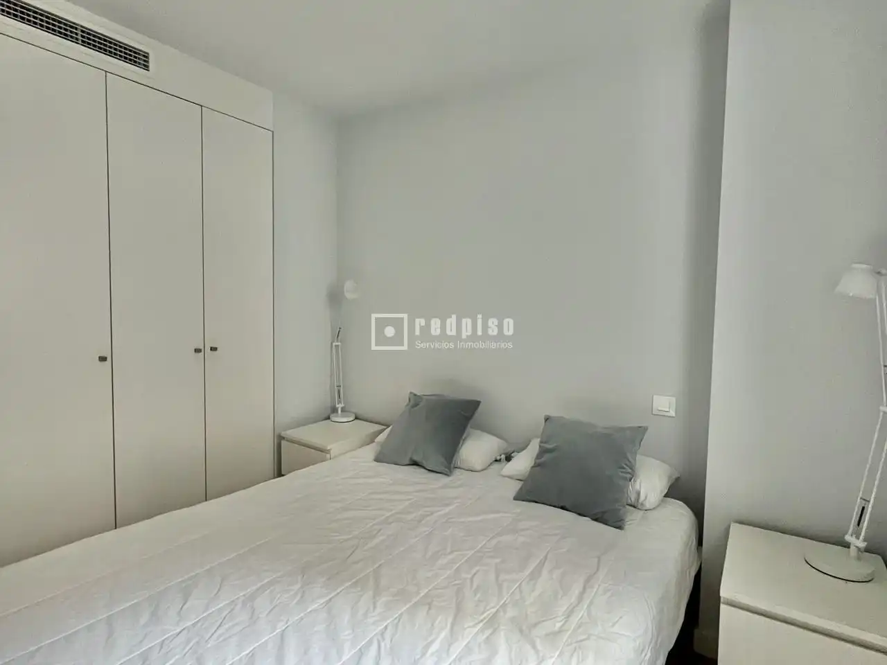 Schlafzimmer von Wohnung zur Miete in Madrid mit Klimaanlage, Heizung und Terrasse
