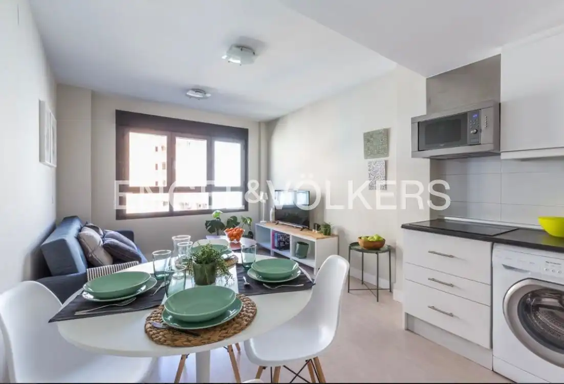 Vista exterior de Estudio en venta en Madrid con Aire acondicionado, Calefacción y Terraza