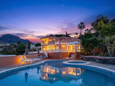 Casa amb piscina en venda a Costa Adeje