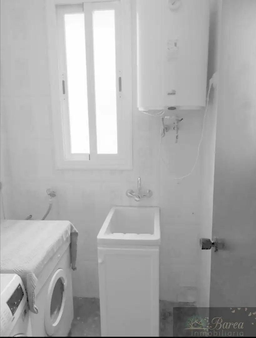 Badezimmer von Dachboden zum Verkauf in Rute