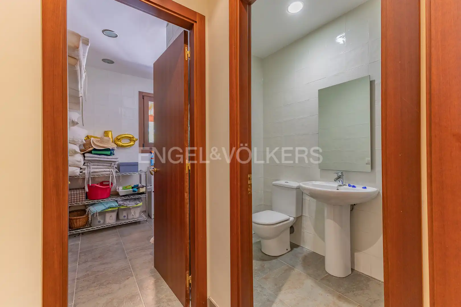 Baño de Finca rústica en venta en Gallifa con Aire acondicionado, Calefacción y Jardín privado