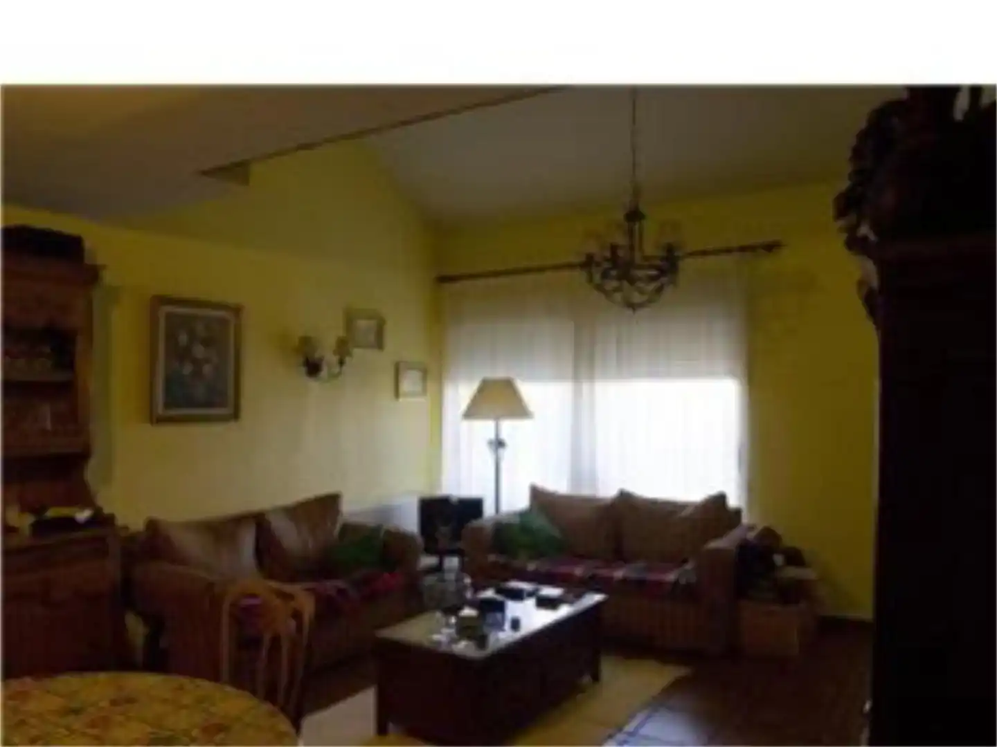 Sala d'estar de Casa o xalet en venda en Santas Martas amb Aire condicionat