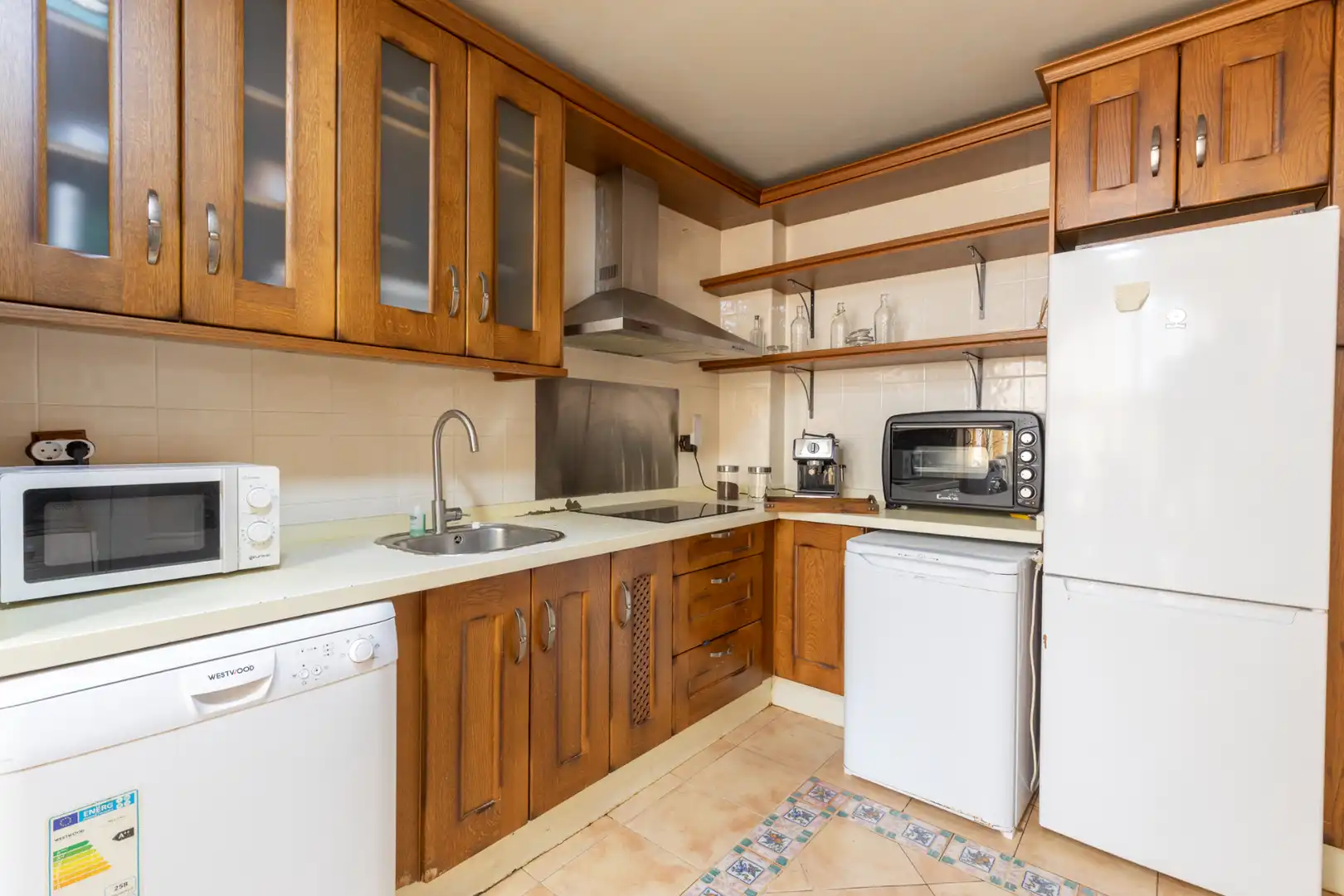 Kitchen of Houses for sale in Granada  with Air Conditioner, Heating and Storage room