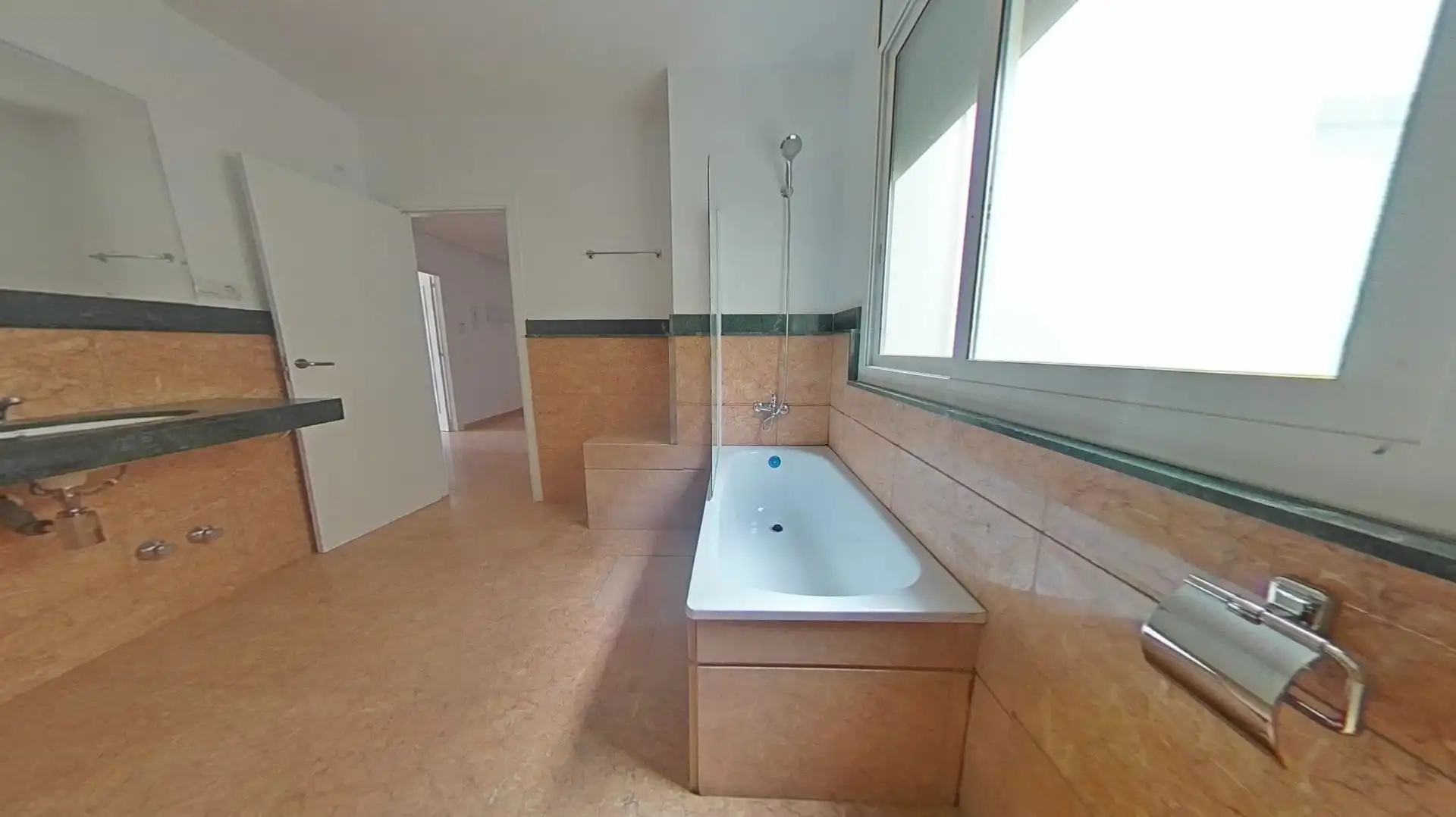 Bany de Dúplex en venda en Terrassa amb Aire condicionat, Calefacció i Terrassa