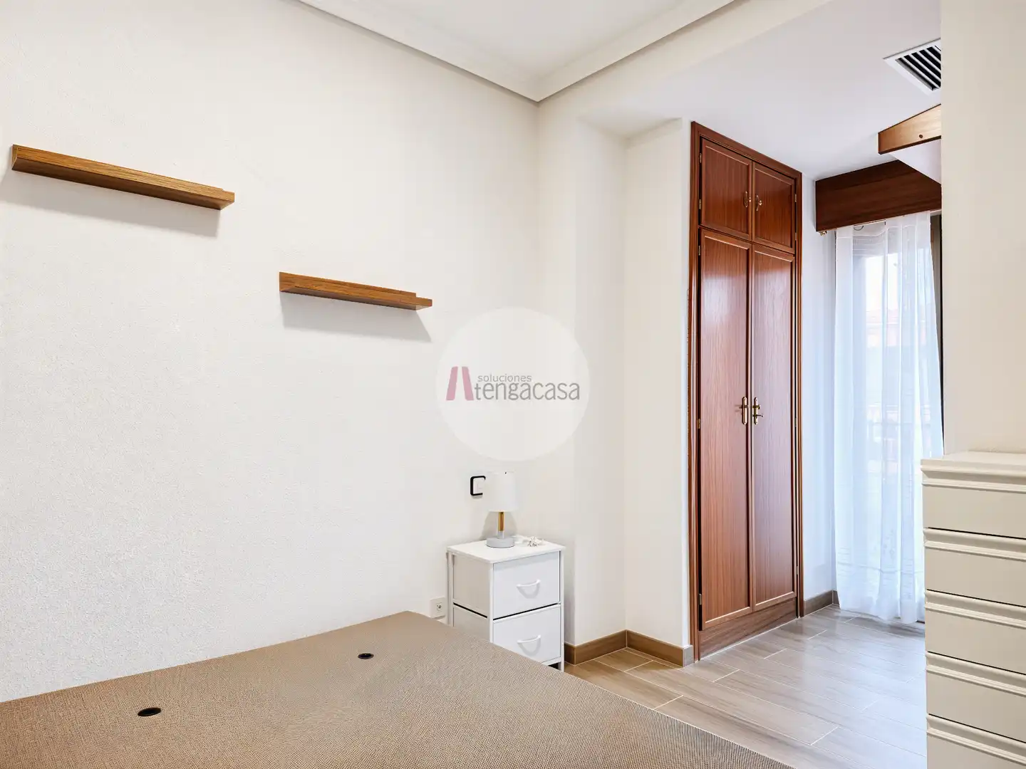 Schlafzimmer von Wohnungen zur Miete in Madrid mit Klimaanlage, Heizung und Parkett