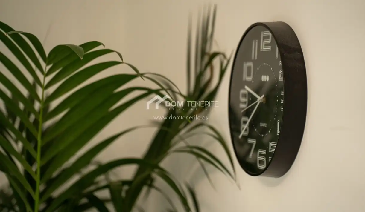 Piso en venta en Adeje con Terraza, Trastero y Piscina