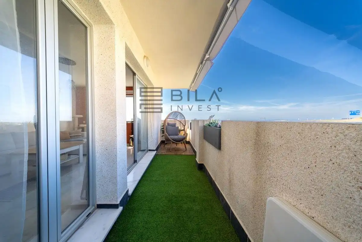 Piso con piscina en venta en Calalucia, imagen 4