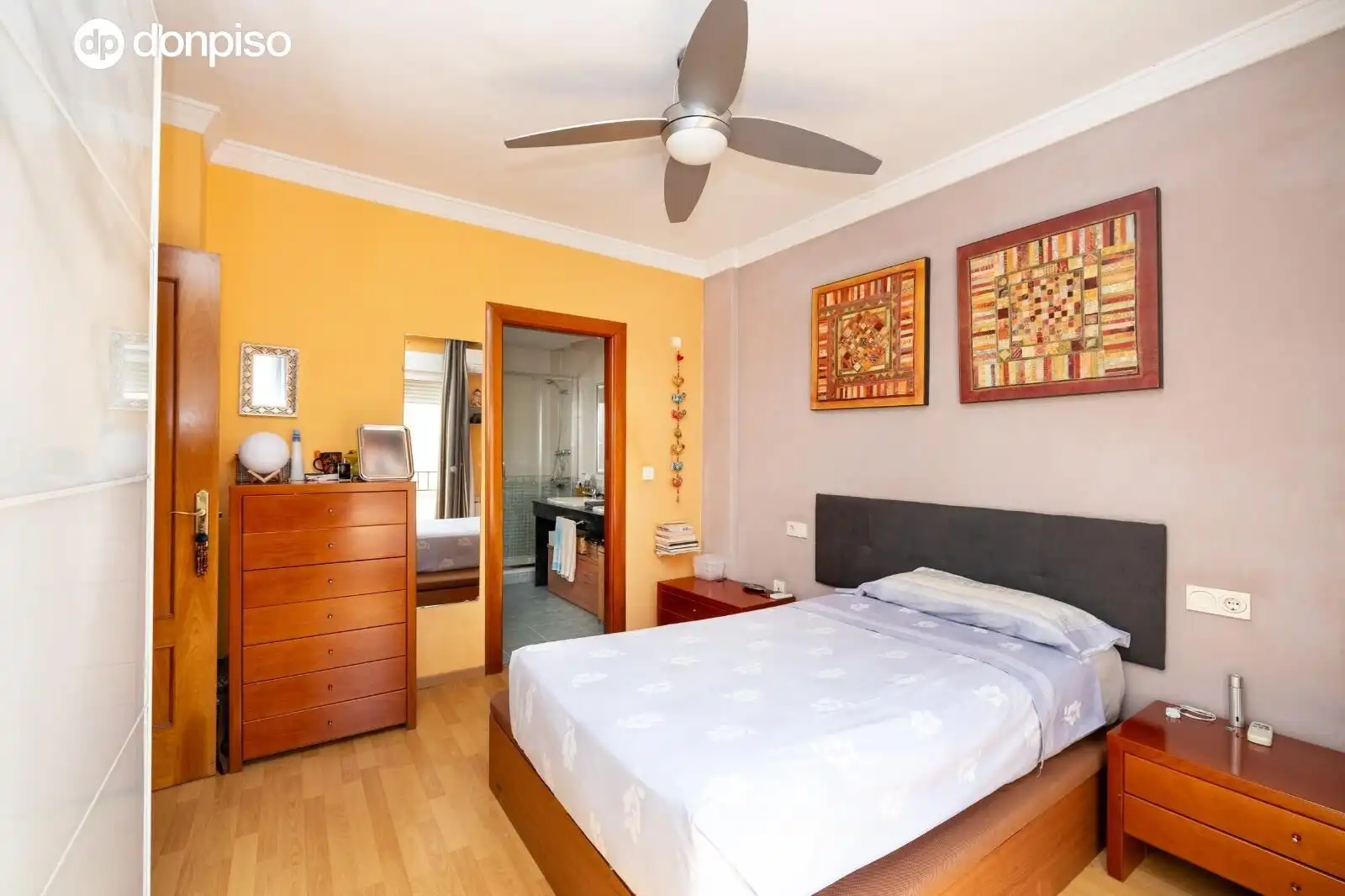 Bedroom of Houses for sale in Granada  with Air Conditioner, Heating and Terrace