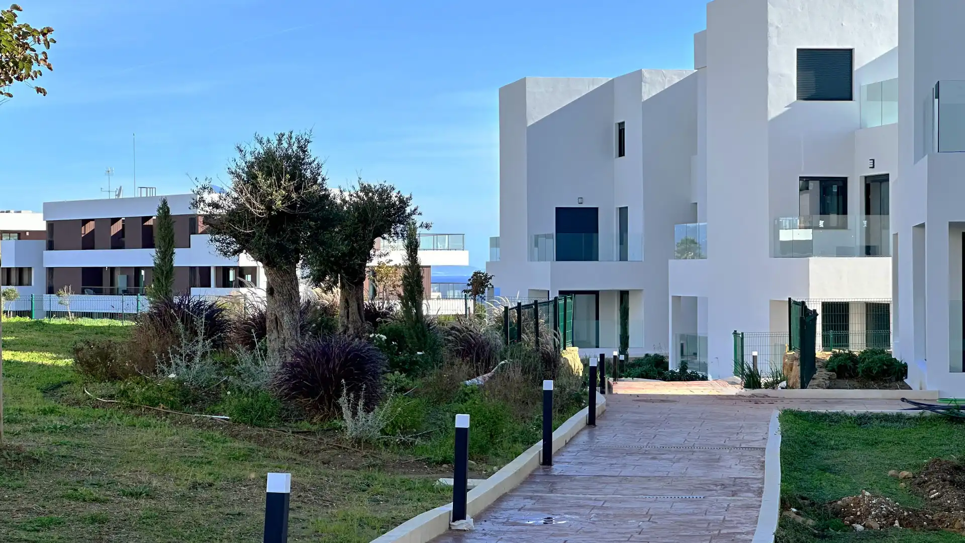 Vista exterior de Apartament en venda en Casares amb Aire condicionat, Calefacció i Terrassa