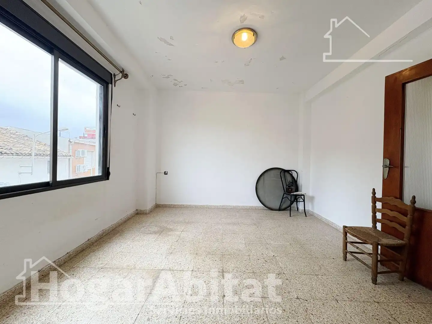 Dormitori de Casa o xalet en venda en Tavernes de la Valldigna amb Terrassa i Traster