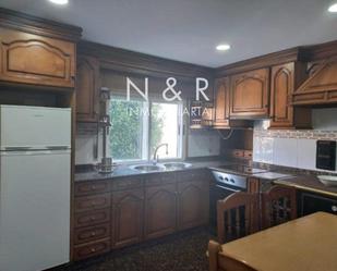 Kitchen of Flat to rent in Santiago de Compostela   with Heating and Furnished