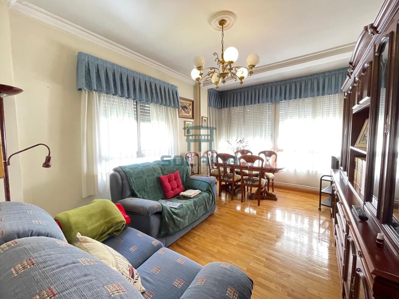 Living room of Flat for sale in Ourense Capital   with Heating, Parquet flooring and Storage room