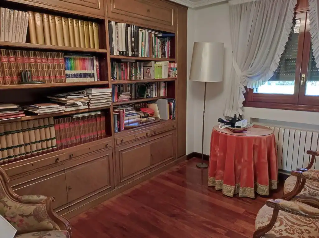 Living room of Houses for rent in Zaragoza  with Air Conditioner, Heating and Private garden