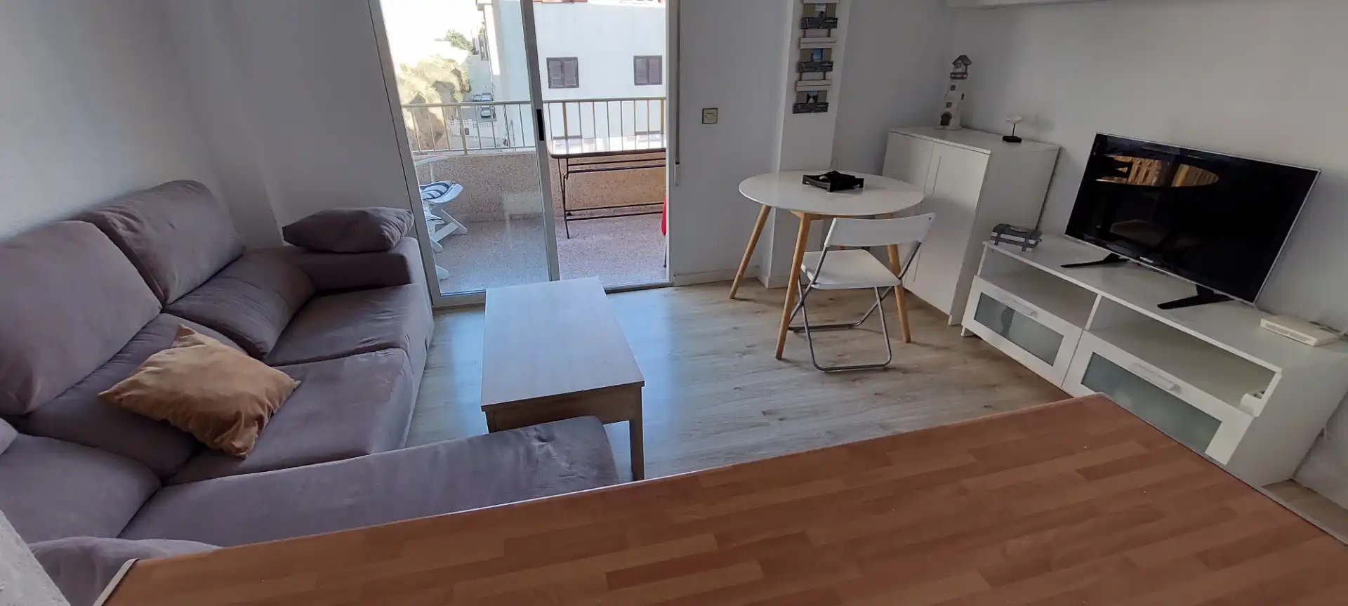Sala de estar de Piso en venta en Santa Pola con Parquet, Terraza y Amueblado
