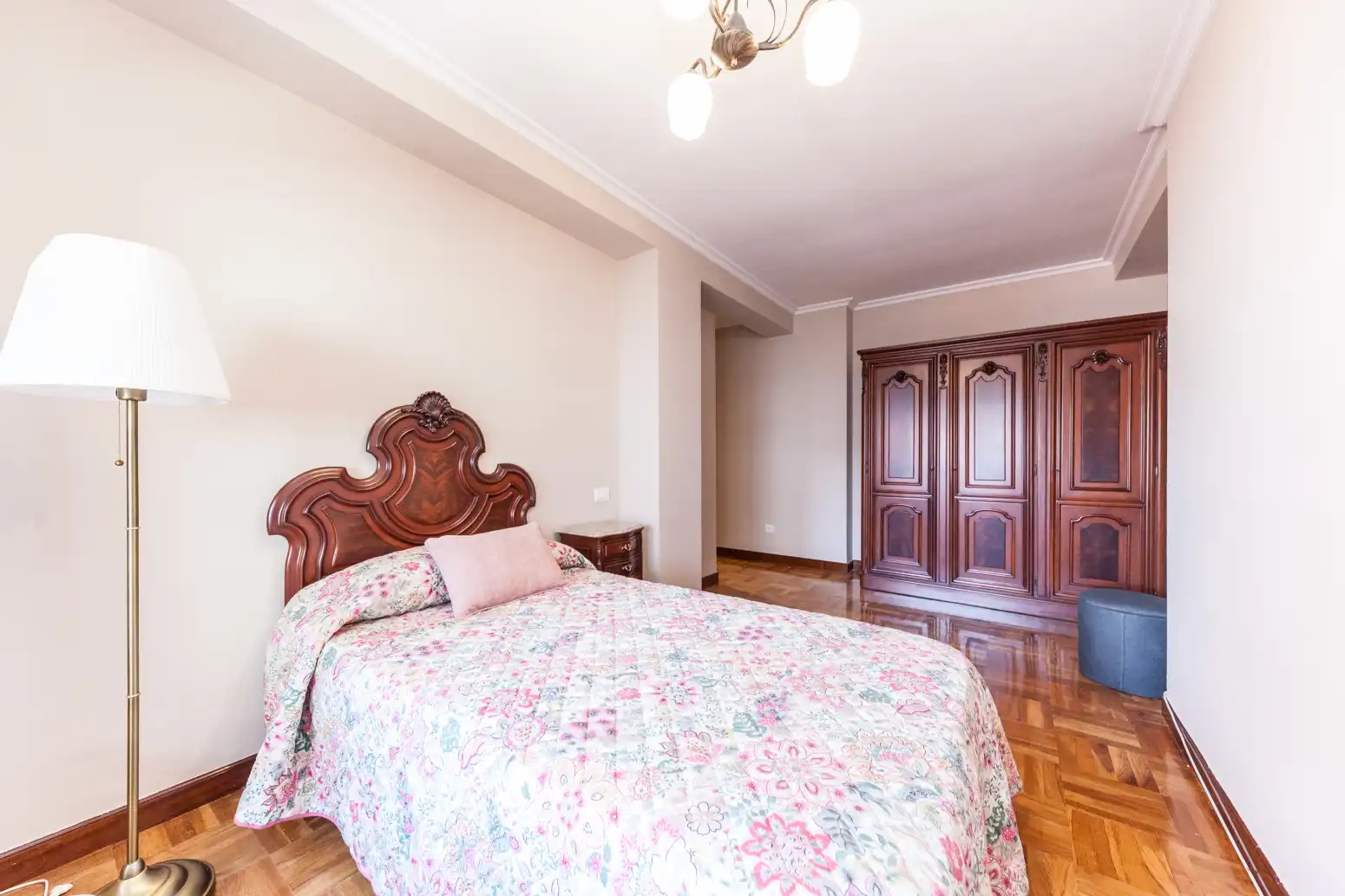 Bedroom of Flat for sale in Gijón   with Heating, Parquet flooring and Terrace