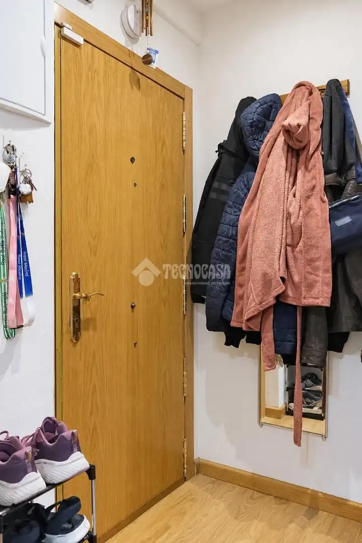 Wohnung zum Verkauf in Madrid mit Klimaanlage, Heizung und Terrasse