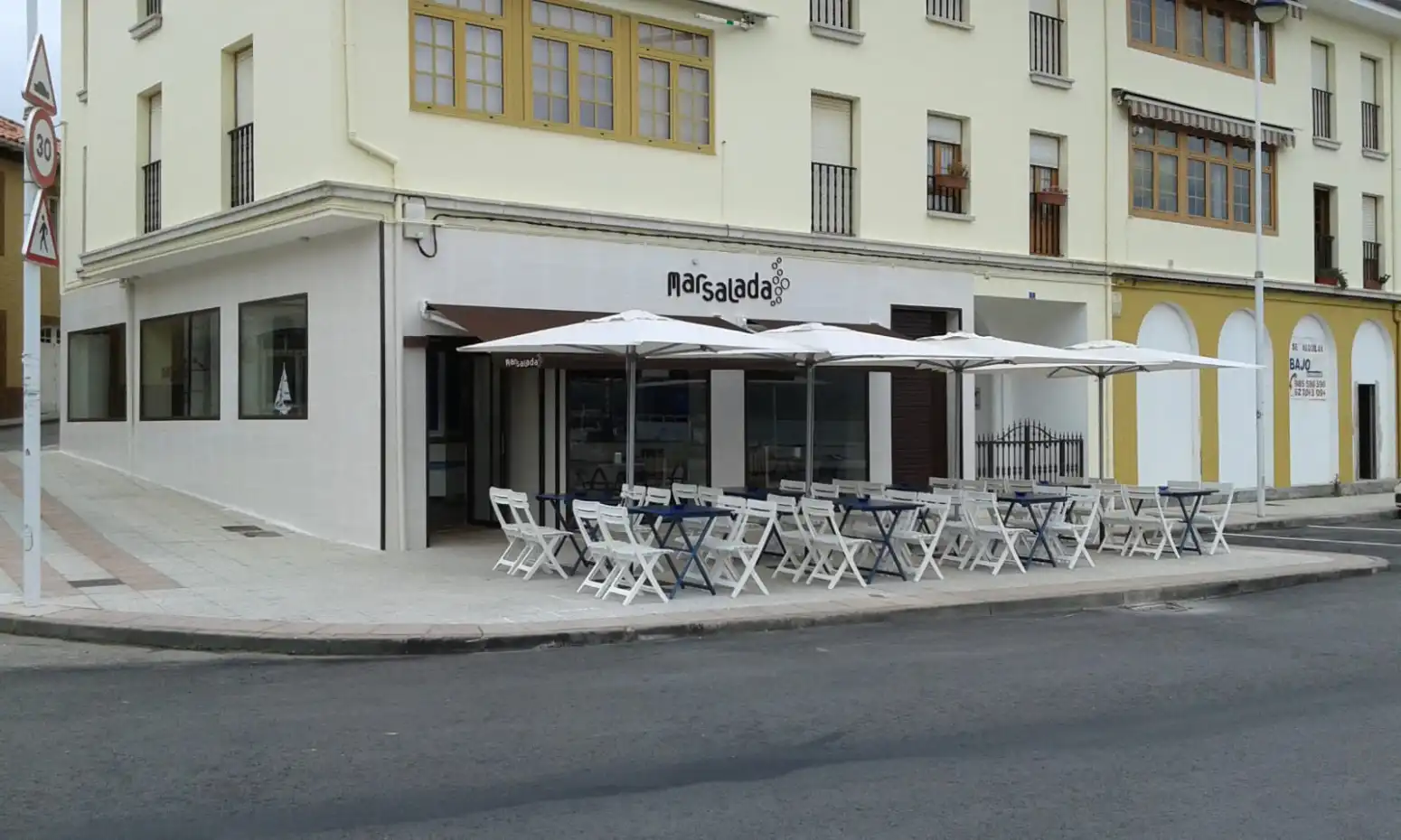 Commercial properties for transfer in Soto del Barco